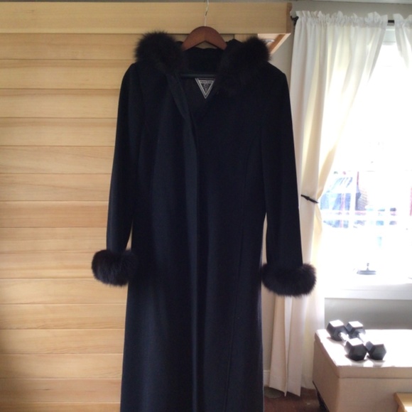Marvin Richards Long Wool Coat - Picture 3 of 3